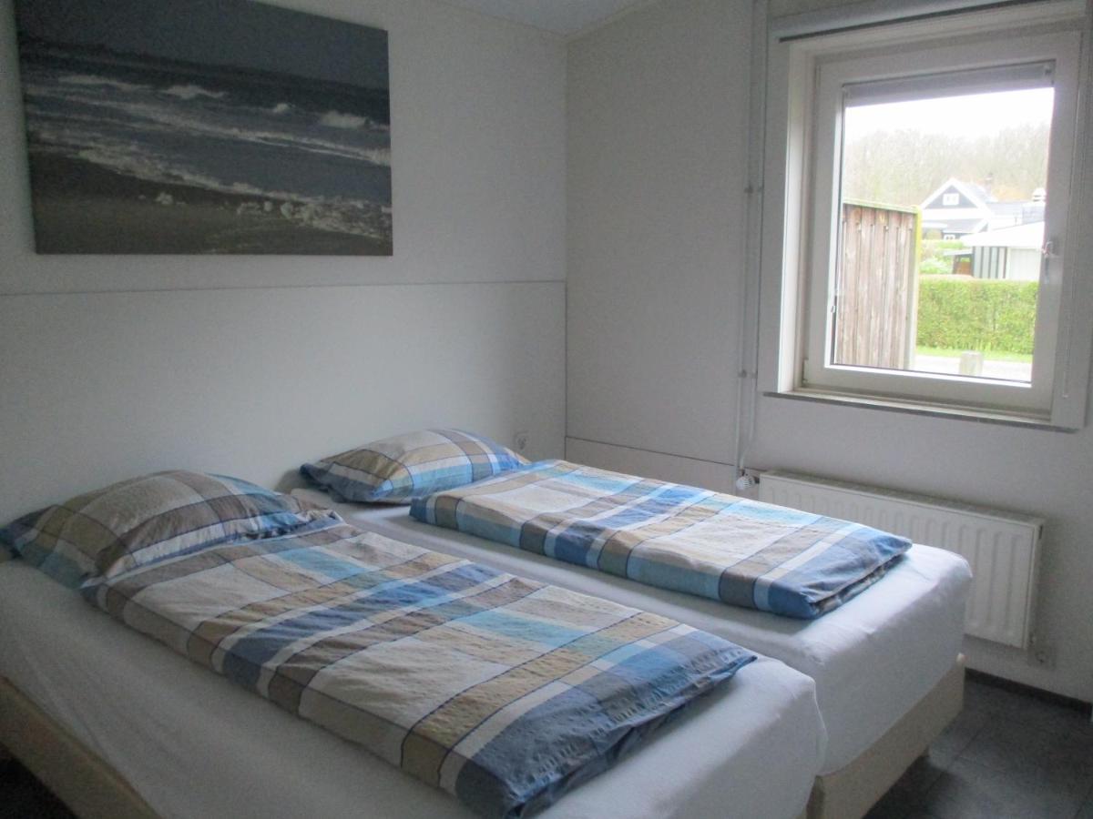 Comfortabel Vakantiehuis Aan Zee En Meer ! Kamperland Exterior photo